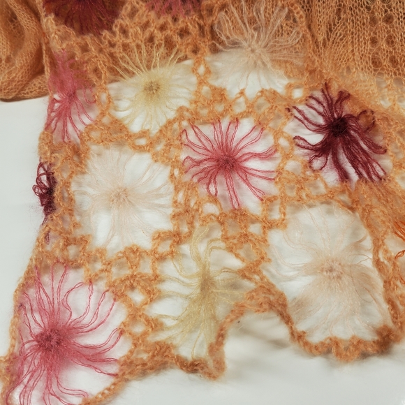 Micco New York Peach Floral Wool Blend Knit Scarf - Picture 5 of 6